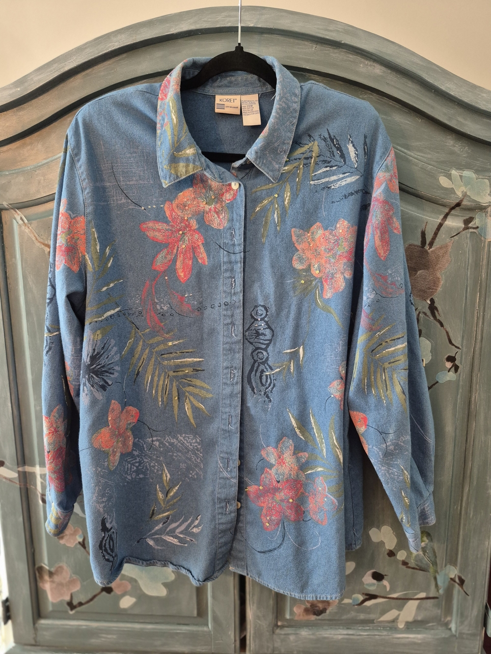 Koret Blue Floral Button-Up Shirt